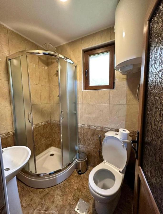 Residence: Quku I Valbones Valbone