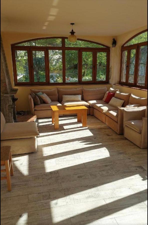 Residence: Quku I Valbones