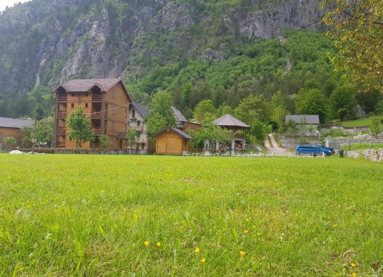 Residence: Quku I Valbones * Valbone